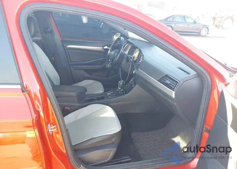 2019 Volkswagen Jetta 1.4T R-Line/1.4T S/1.4T Se from USA, damaged, VIN 3VWC57BU5KM036559